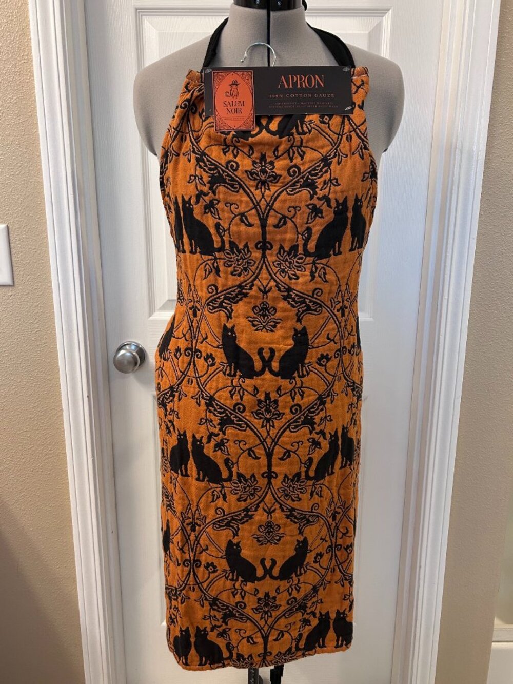 NWT Halloween Apron
